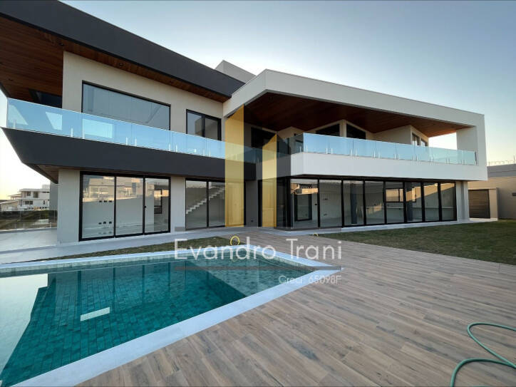 Casa à venda com 5 quartos, 600m² - Foto 8