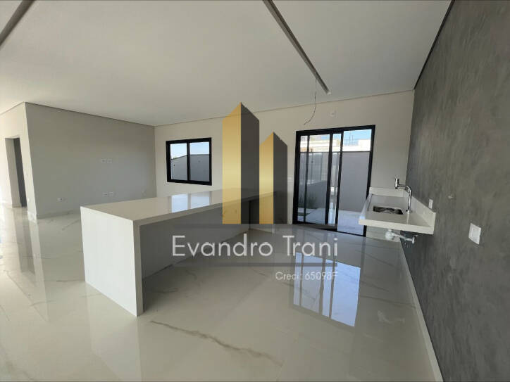 Casa à venda com 4 quartos, 620m² - Foto 10