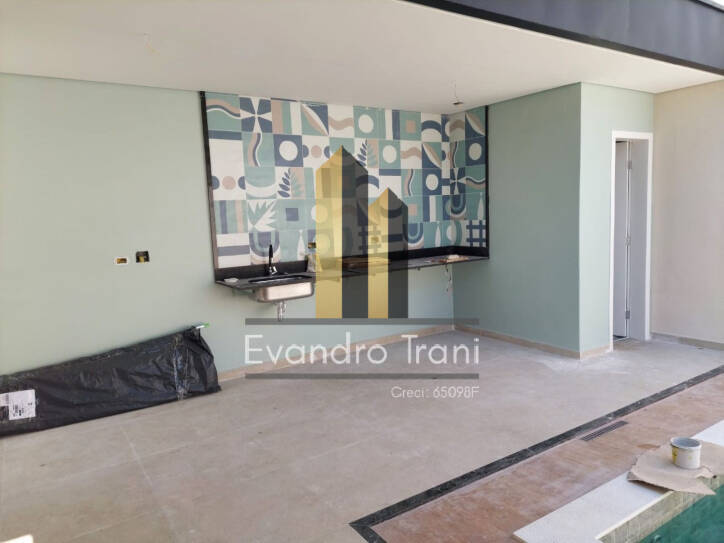 Casa à venda com 4 quartos, 230m² - Foto 3