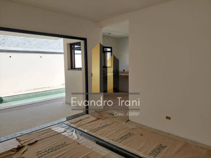 Casa à venda com 4 quartos, 230m² - Foto 6