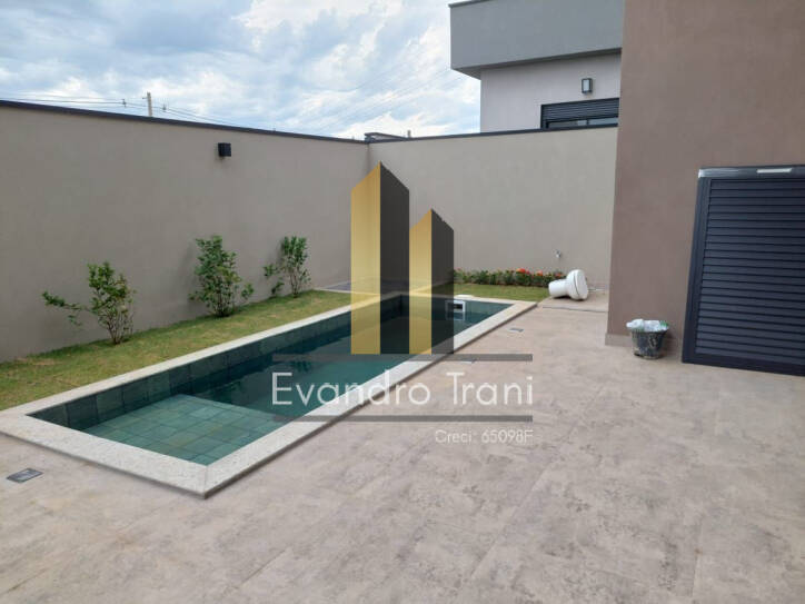 Casa à venda com 4 quartos, 237m² - Foto 17