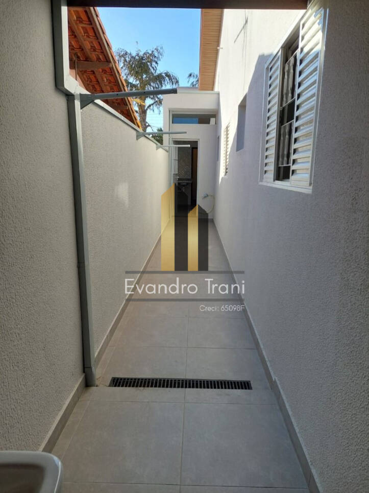 Casa à venda com 2 quartos, 100m² - Foto 11