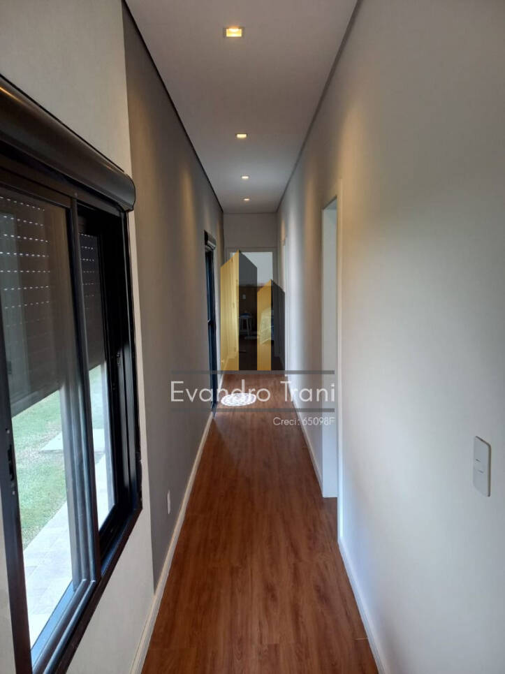 Casa à venda com 4 quartos, 280m² - Foto 7