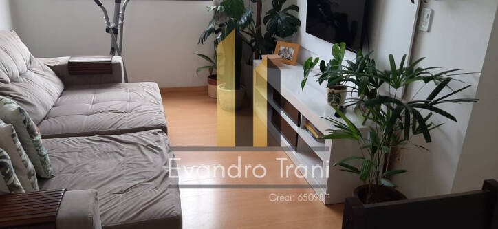 Apartamento à venda com 2 quartos, 62m² - Foto 4