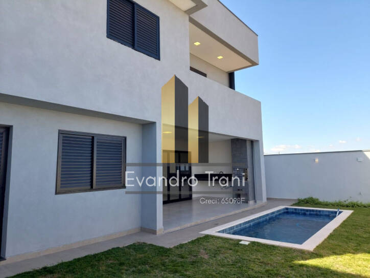 Casa à venda com 3 quartos, 206m² - Foto 4