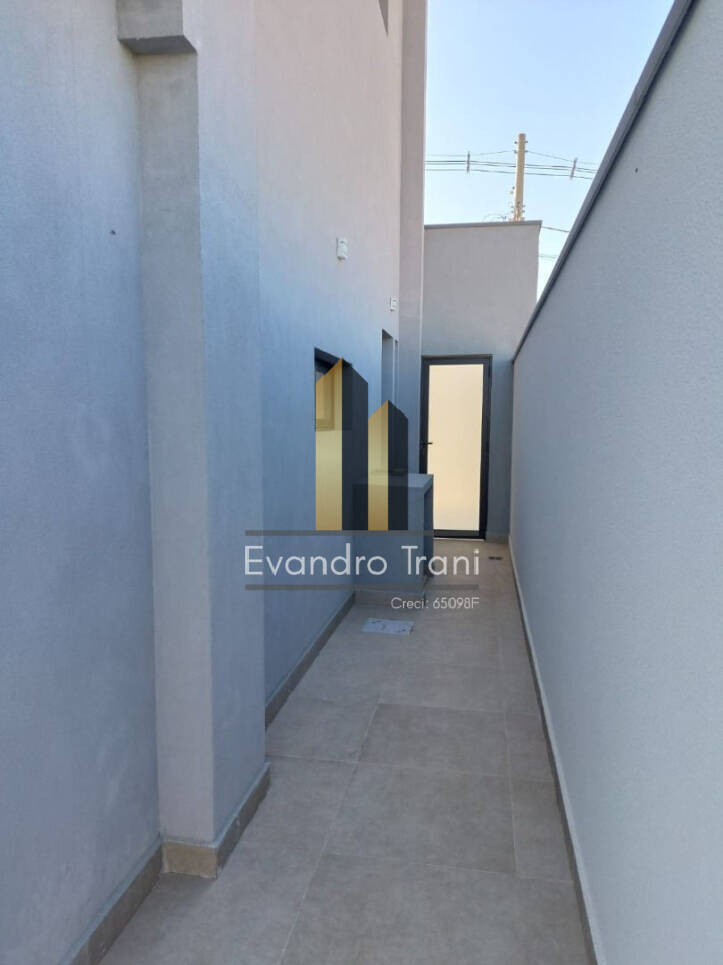 Casa à venda com 3 quartos, 206m² - Foto 10