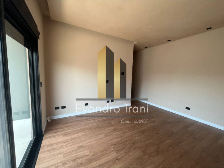 Casa à venda com 4 quartos, 320m² - Foto 3