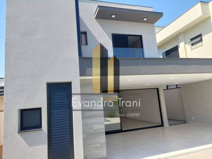 Casa à venda com 3 quartos, 225m² - Foto 4