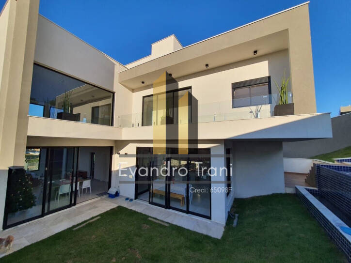 Casa à venda com 4 quartos, 386m² - Foto 3