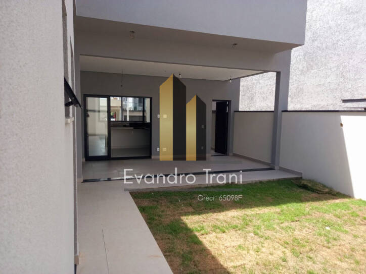 Casa à venda com 3 quartos, 150m² - Foto 7