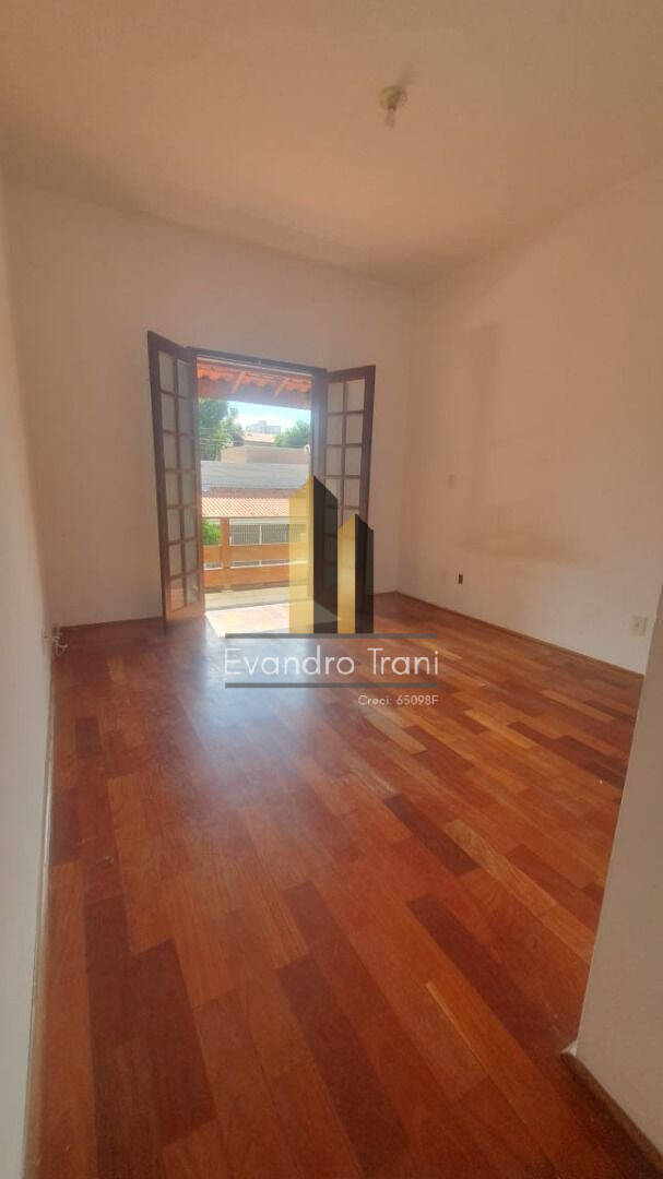 Casa à venda com 3 quartos, 150m² - Foto 5