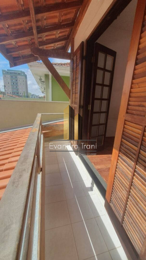 Casa à venda com 3 quartos, 150m² - Foto 13