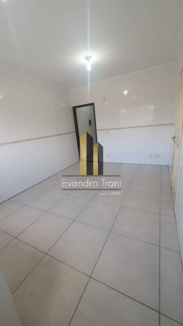 Casa à venda com 3 quartos, 150m² - Foto 18